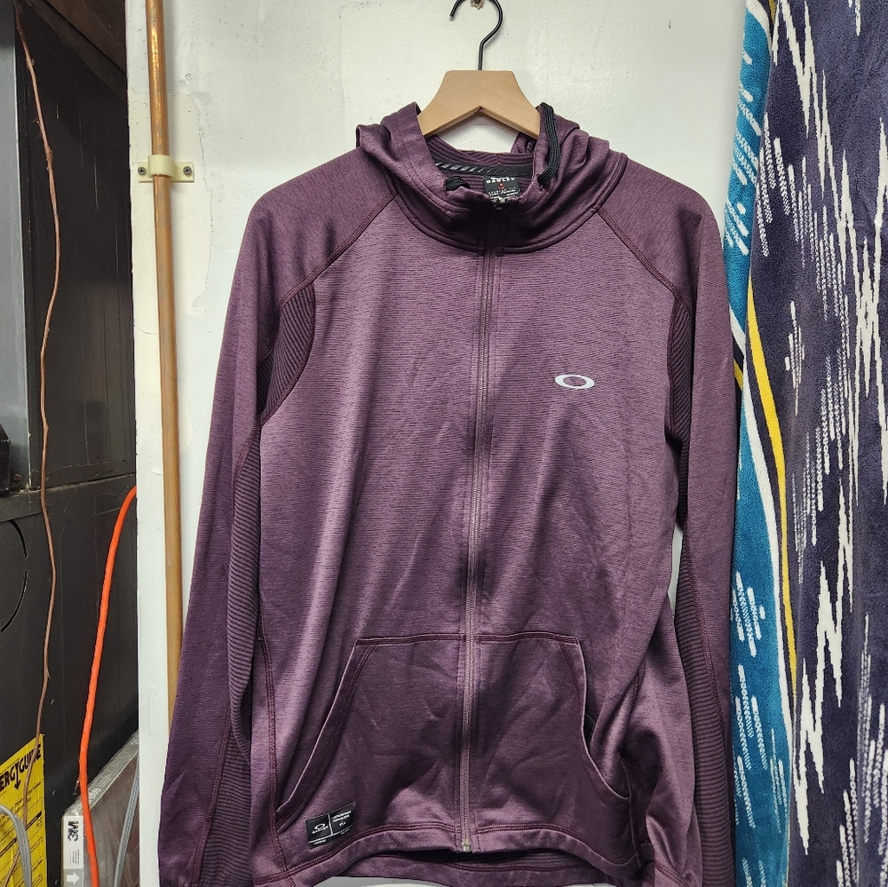 Oakley athletic hoodie